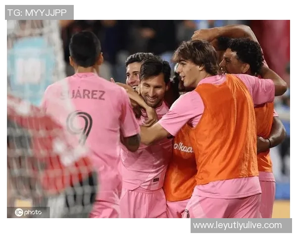 客场逆境加剧迈阿密防守失误再失一球上半场形势严峻