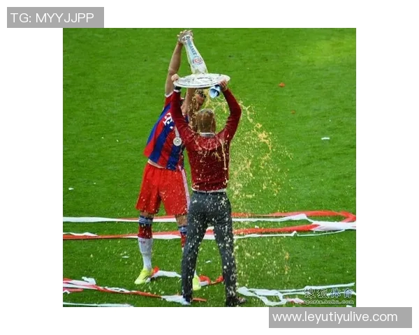 拜仁官方宣布拉姆荣获联邦功勋勋章展现足球公平竞赛精神