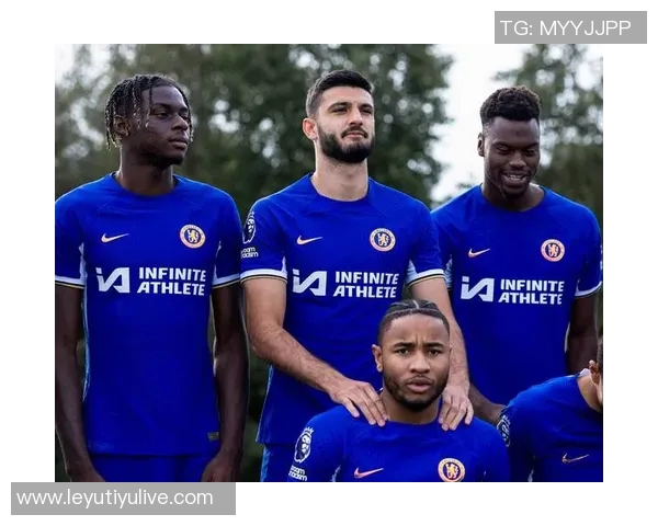 英超20队最新估值揭晓曼联领跑BIG6差距明显伯恩利最低仅2亿镑 英超20队最新估值揭晓曼联领跑BIG6差距明显伯恩利最低仅2亿镑