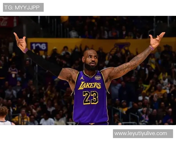 詹姆斯篮板广告引热议土耳其植发公司与NBA的奇妙联动