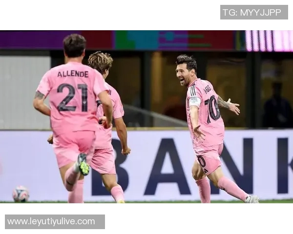 迈阿密国际与帕尔梅拉斯洽谈租赁米凯尔后卫引进事宜